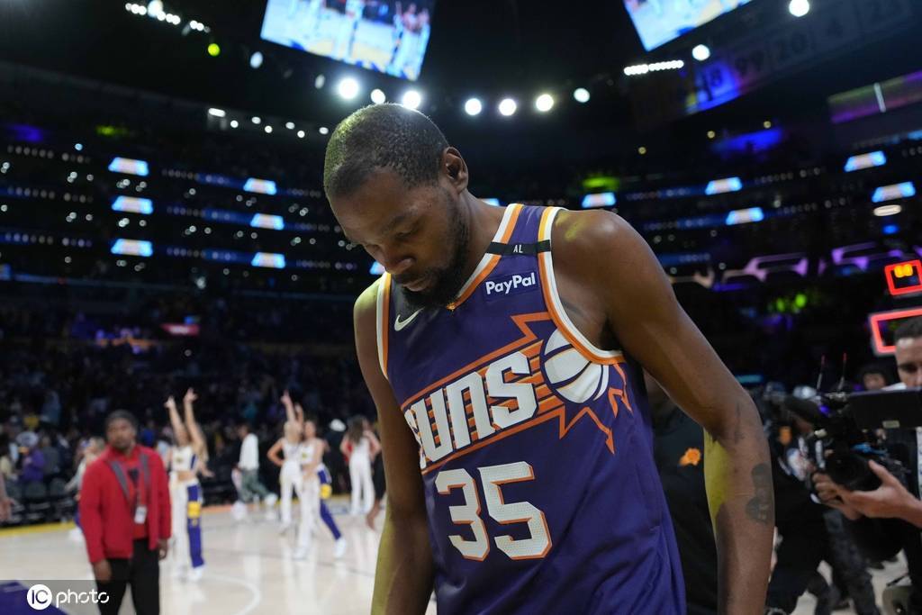 杜兰特:曾阻止回勇士的交易 得知自己要被送走很受伤